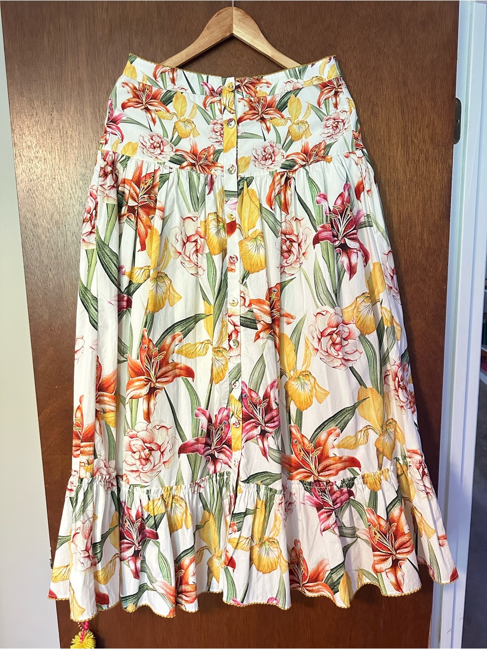 NWOT AGUA BENDITA Tropical Buttoned Skirt (Rare find)